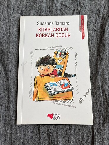 kitaplardan korkan çocuk