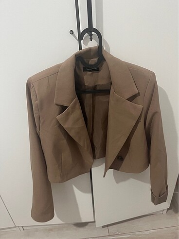 Trendyol kısa blazer ceket