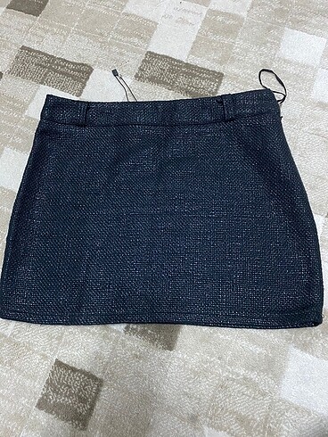 Siyah mini etek