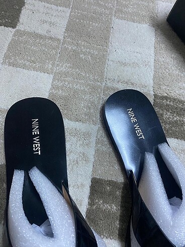 39 Beden siyah Renk Nine west terlik