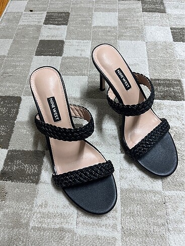 Nine west şık terlık