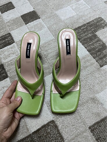 Nine West Nine west şık terlık