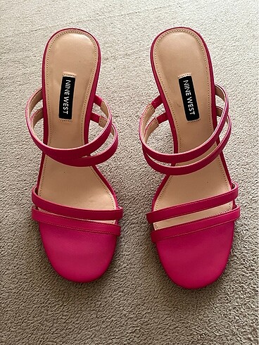 40 Beden Nine west şık terlık
