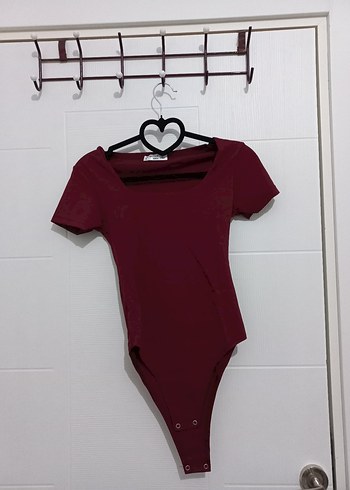 36 Beden bordo Renk Bordo kare yaka çıt çıtlı bluz