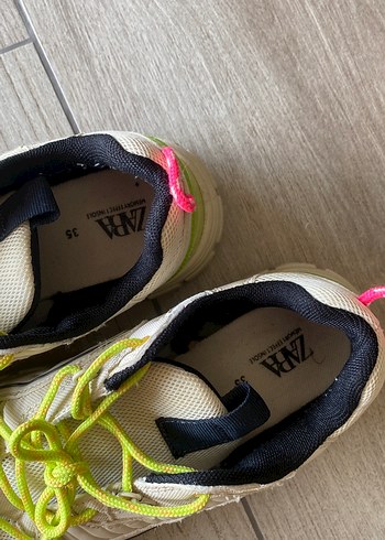 35 Beden beyaz Renk Beyaz Bağcıklı Kadın Spor Ayakkabı