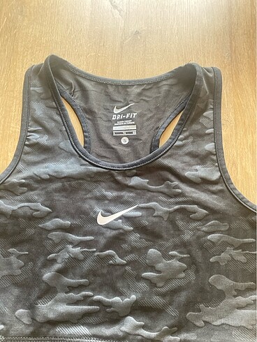 Nike Nike adidas