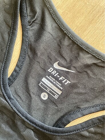 s Beden Nike adidas