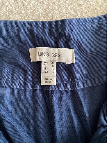 38 Beden lacivert Renk Mango suits şort