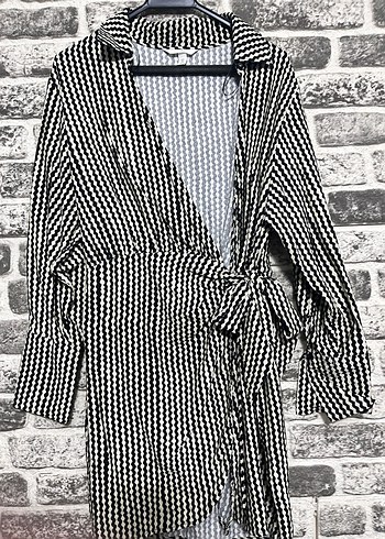 H&M Desenli Elbise - Görsel 2