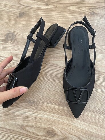 Pretty Ballerinas Kalın topuklu Ayakkabı