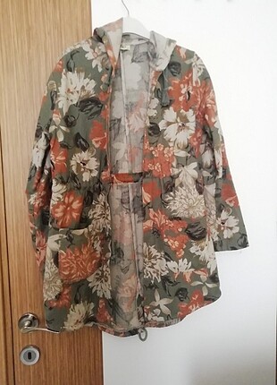 38 Beden çeşitli Renk Kapüşonlu Çiçekli Ceket/ Baharlık Ceket/ Çiçekli Ceket/ Kot Ceke