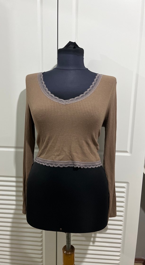 Dantel Detaylı V Yaka Bej Vintage Kadın Bluz - Görsel 5