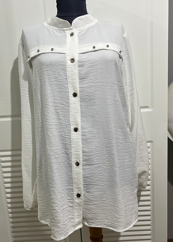 Düğmeli Beyaz Keten Kadın Gömlek - Görsel 4