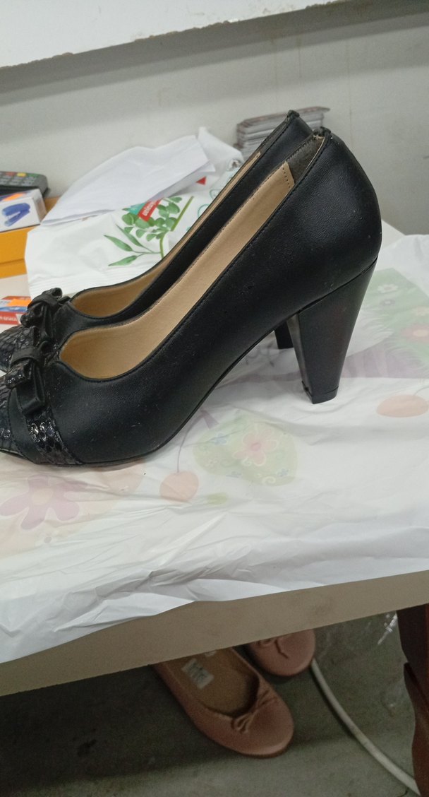 Siyah Yılan Desenli Dolgu Topuklu Kadın Babet - Görsel 3