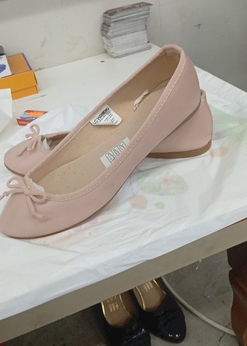 LC Waikiki Pembe Bağcıklı Kız Babet Ayakkabı