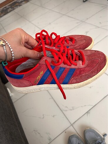 Adidas spezial