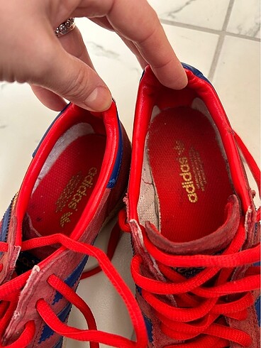 36,5 Beden kırmızı Renk Adidas spezial