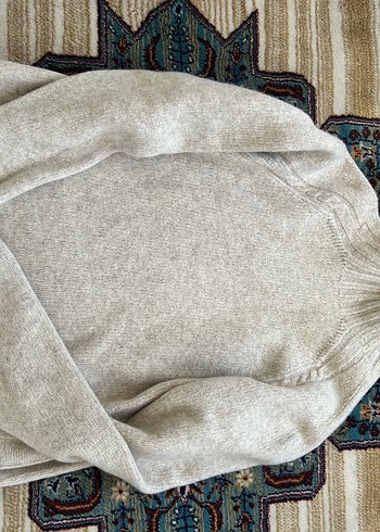 Gri Bohem Boğazlı Yün Kazak