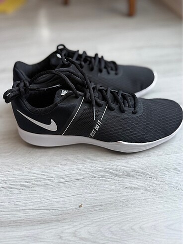39 Beden Nike 39 numara kadın ayakkabı