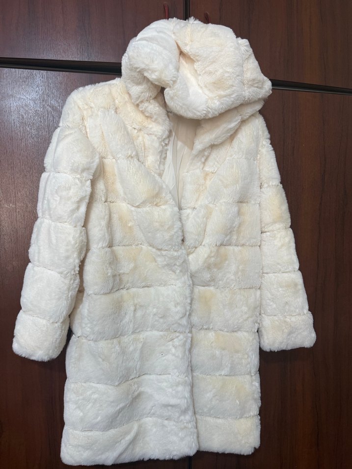 Kadın Beyaz Uzun Kürk Detaylı Ceket - Görsel 3