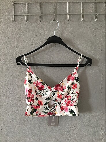 Croptop dekolteli çiçekli büstiyer