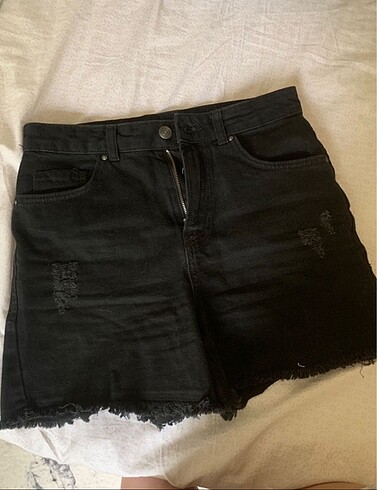 Siyah kot short