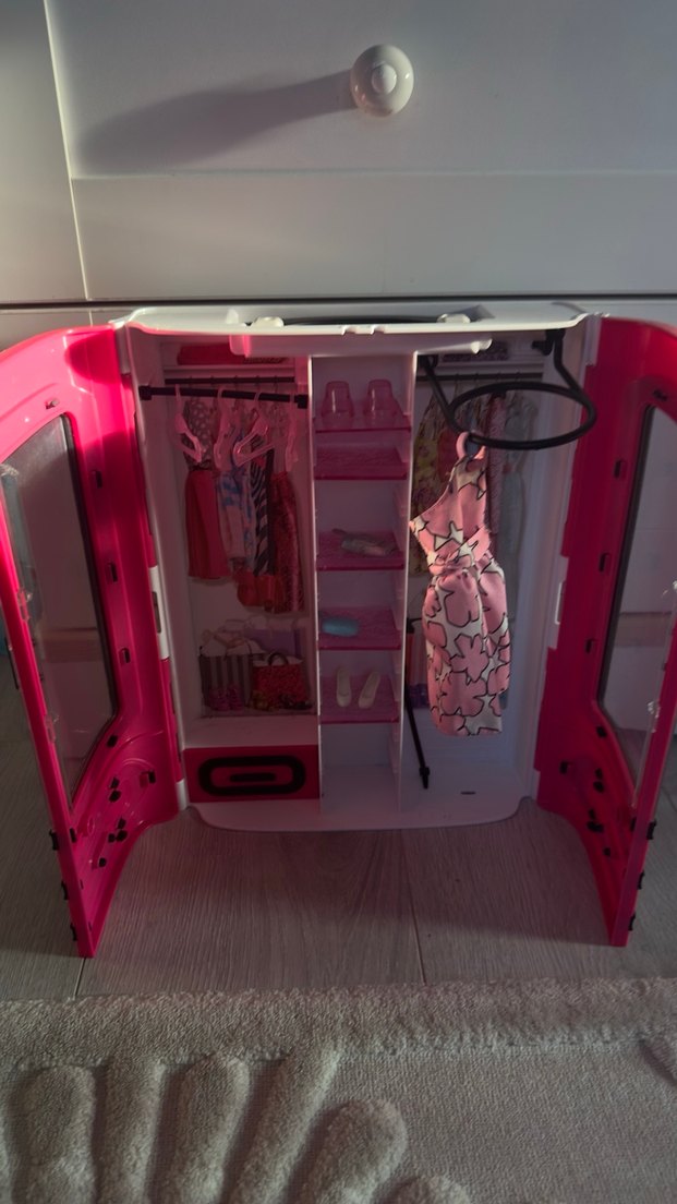 Barbie Pembe Oyuncak Dolabı - Görsel 3