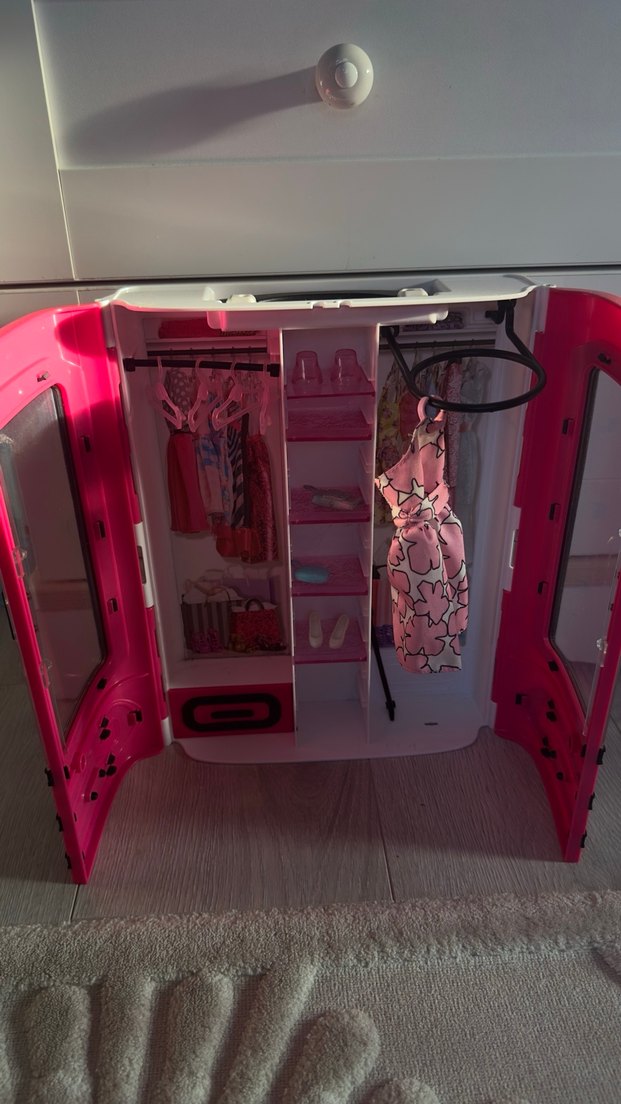 Barbie Pembe Oyuncak Dolabı - Görsel 4