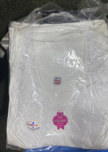 Nakışlı Parlak Beyaz Çocuk Atlet - Görsel 3