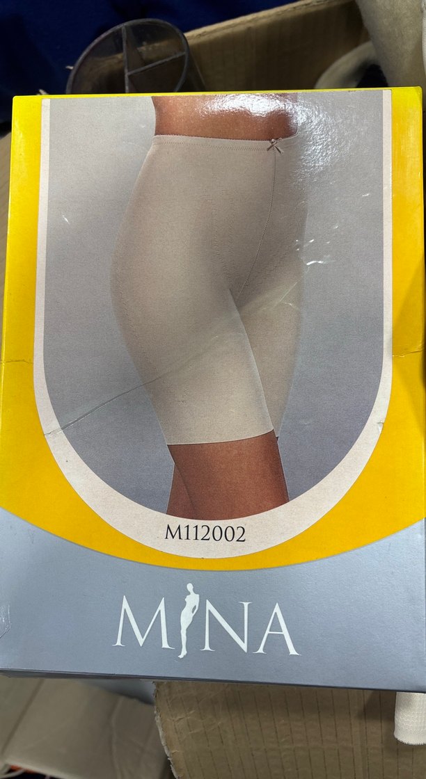 Beyaz Göğüs Korse, Orta Boy, Sade Tasarım - Görsel 2