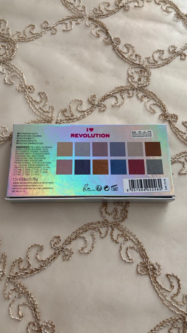 Revolution Unicorns Heart Parlak Göz Farı Paleti - Görsel 2