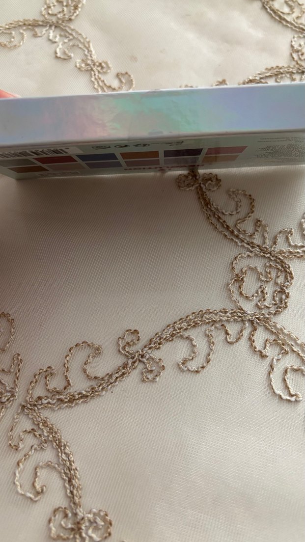 Revolution Unicorns Heart Parlak Göz Farı Paleti - Görsel 3