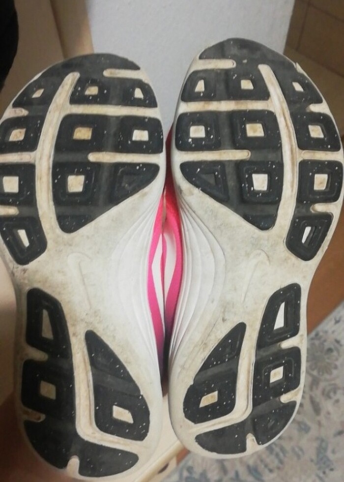 nike kız çocuk ayakkabısı 28.5 no - Görsel 4