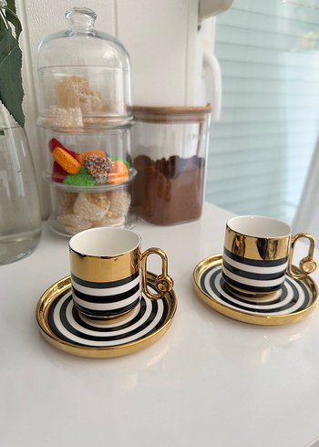 H&M Home Parlak Altın Detaylı Siyah Beyaz Fincan Seti