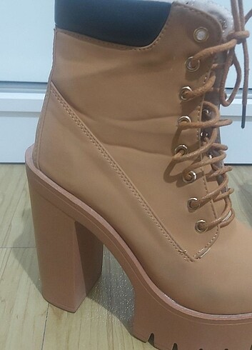 36 Beden Topuklu Bot Ayakkabı Timberland Cat y2k