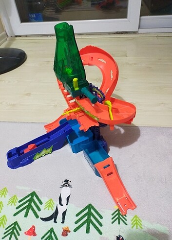 Hot Wheels çılgın laboratuvar seti 
