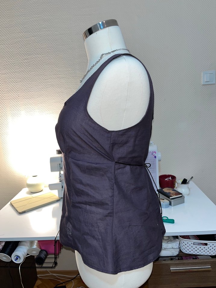 mor dugmeli cepli ust - Görsel 3