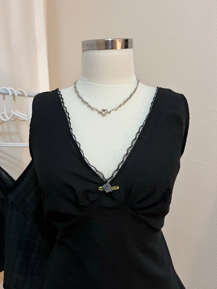 siyah v yakalı gotik bluz - Görsel 5