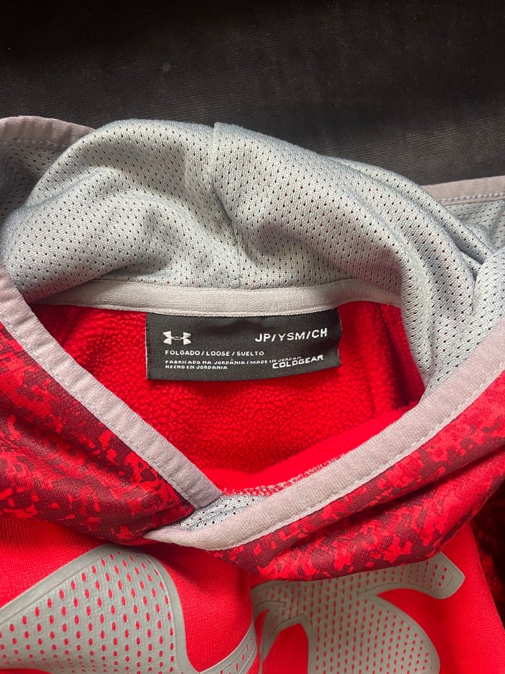 Under Armour Kırmızı Kapüşonlu Erkek Çocuk Sweatshirt 6-7 yas - Görsel 3