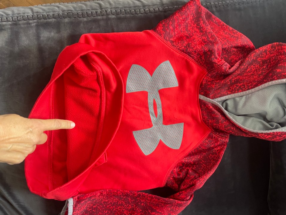 Under Armour Kırmızı Kapüşonlu Erkek Çocuk Sweatshirt 6-7 yas - Görsel 4