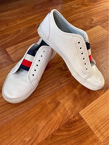 38 Beden Tommy Hilfiger Sneakers