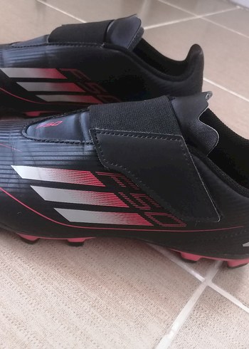Adidas siyah erkek çocuk krampon