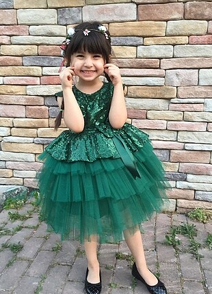 Zara Yeşil Tüllü Payet Doğum Günü Elbise