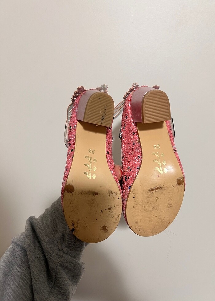 Topuklu ayakkabı - Görsel 4