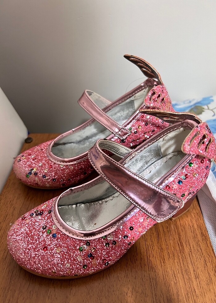 Topuklu ayakkabı - Görsel 3