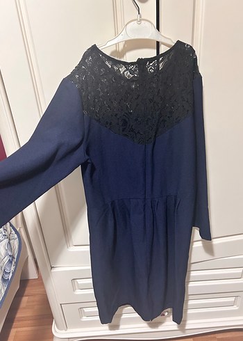 Dantel Detaylı Lacivert Midi Elbise - Görsel 3