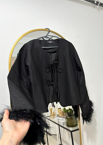 Kürk Detaylı Siyah Mini Kadın Ceket - Görsel 2