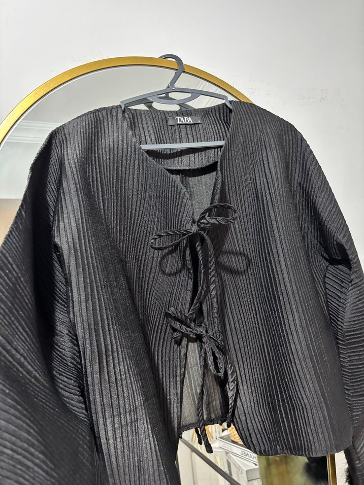 Kürk Detaylı Siyah Mini Kadın Ceket - Görsel 4