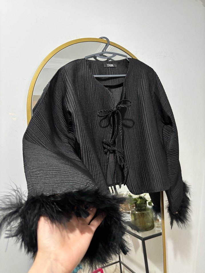 Kürk Detaylı Siyah Mini Kadın Ceket - Görsel 5