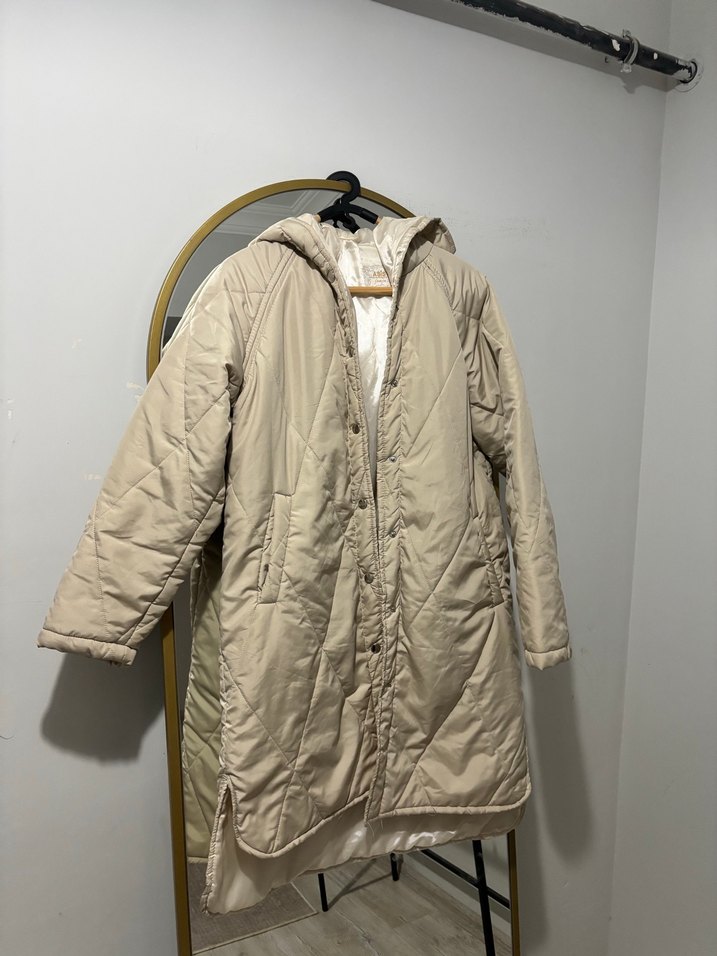 Bej Kapüşonlu Uzun Kadın Ceket - Görsel 2